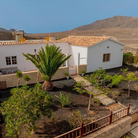 Casa Amaya - Spacious House With Pool, Large Garden, Bbq, 2 Terraces, And Ideal Location El Charco  Dış mekan fotoğraf